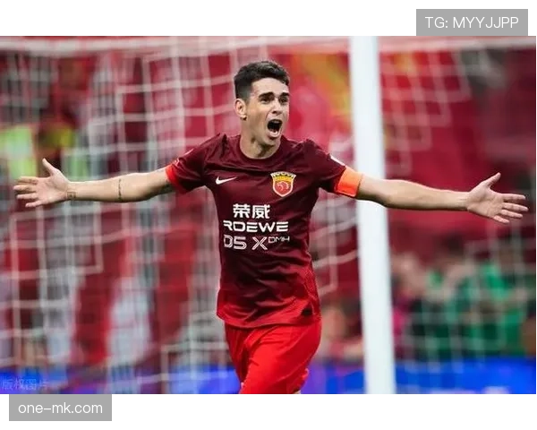 战术分析:奥斯卡位置后撤,如何盘活上海海港全新中场体系? 战术分析:奥斯卡位置后撤,如何盘活上海海港全新中场体系?